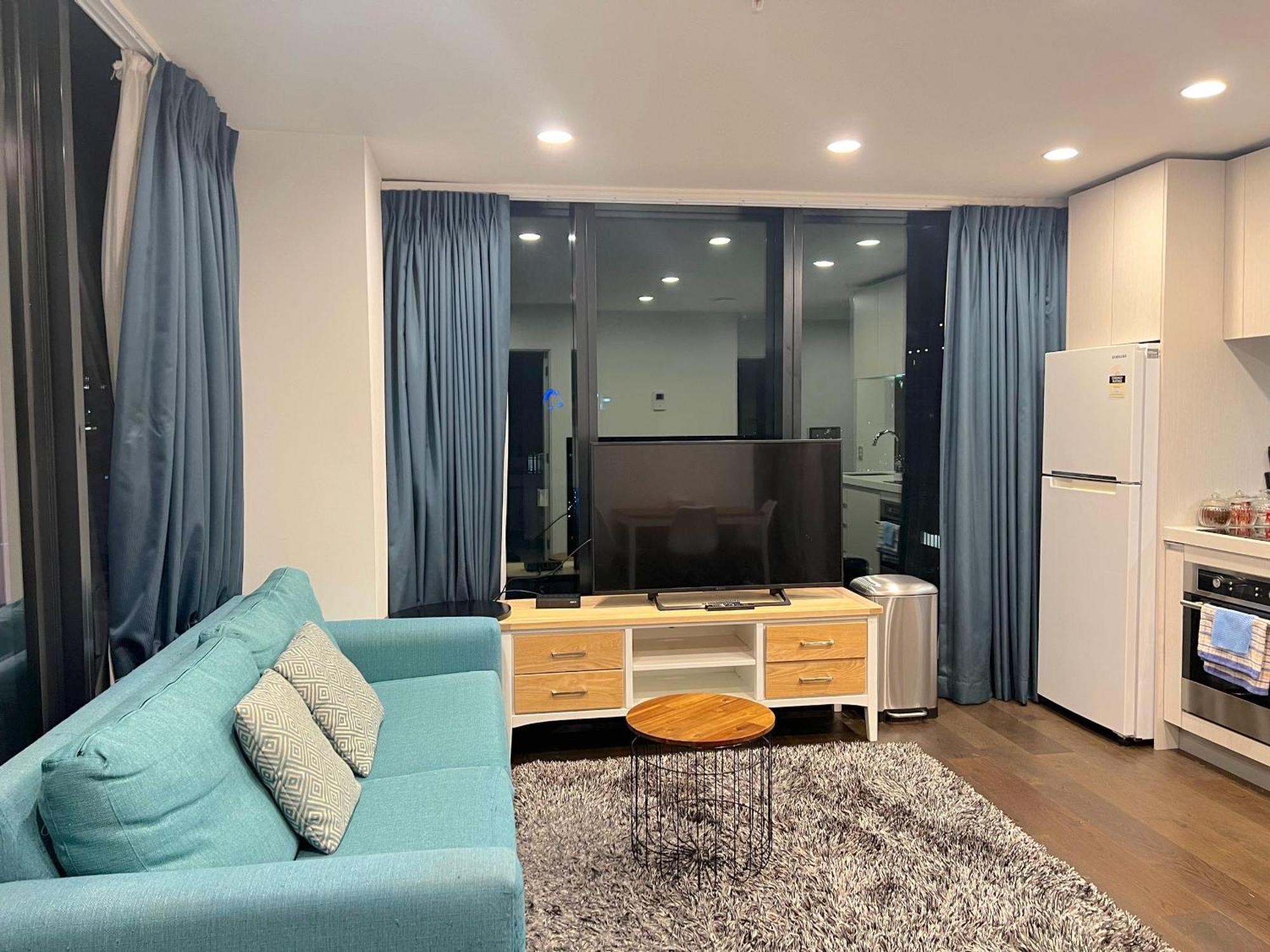 Magnificent Harbour View Skytower View Apartment In Cbd Auckland Exterior photo